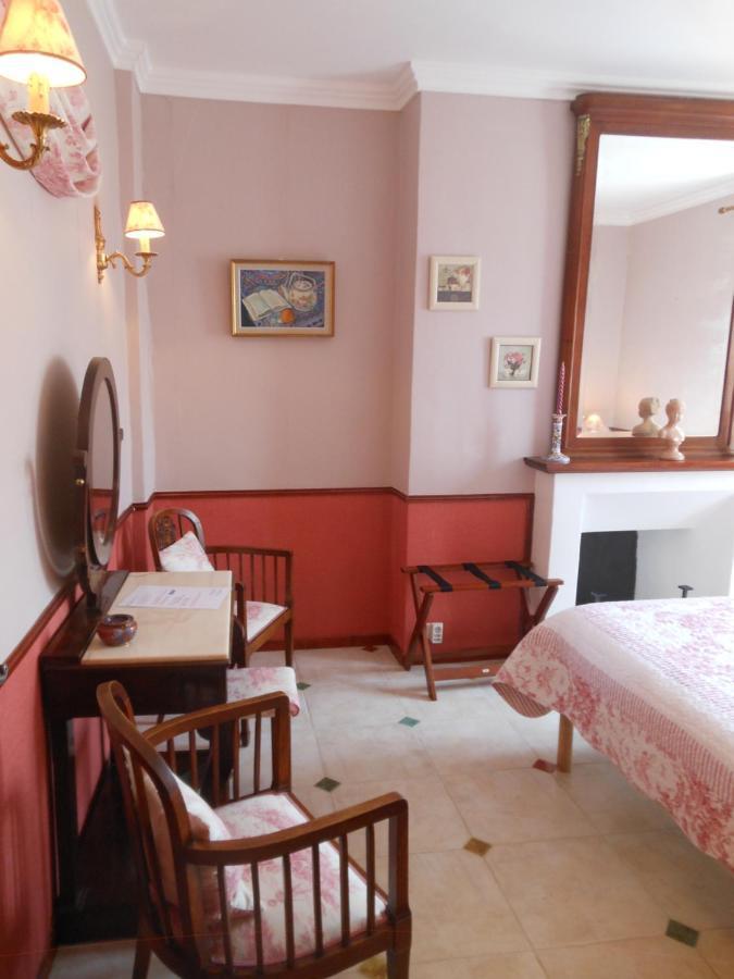 Les Passiflores Roussillon en Isere Esterno foto